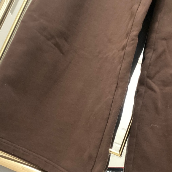 SKIMS Espresso sweatpants - Picture 4 of 4